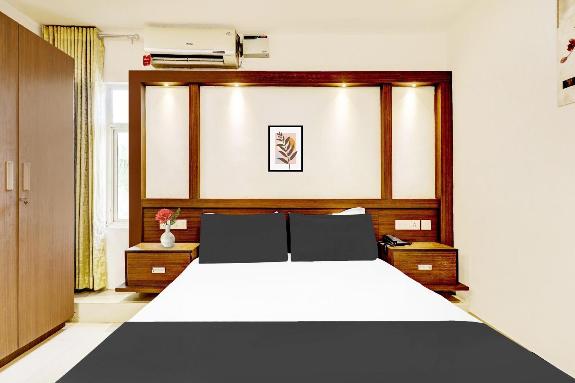 Super Hotel O Kazhakoottam Near Al Saj Convention Centre Kazhakuttam المظهر الخارجي الصورة