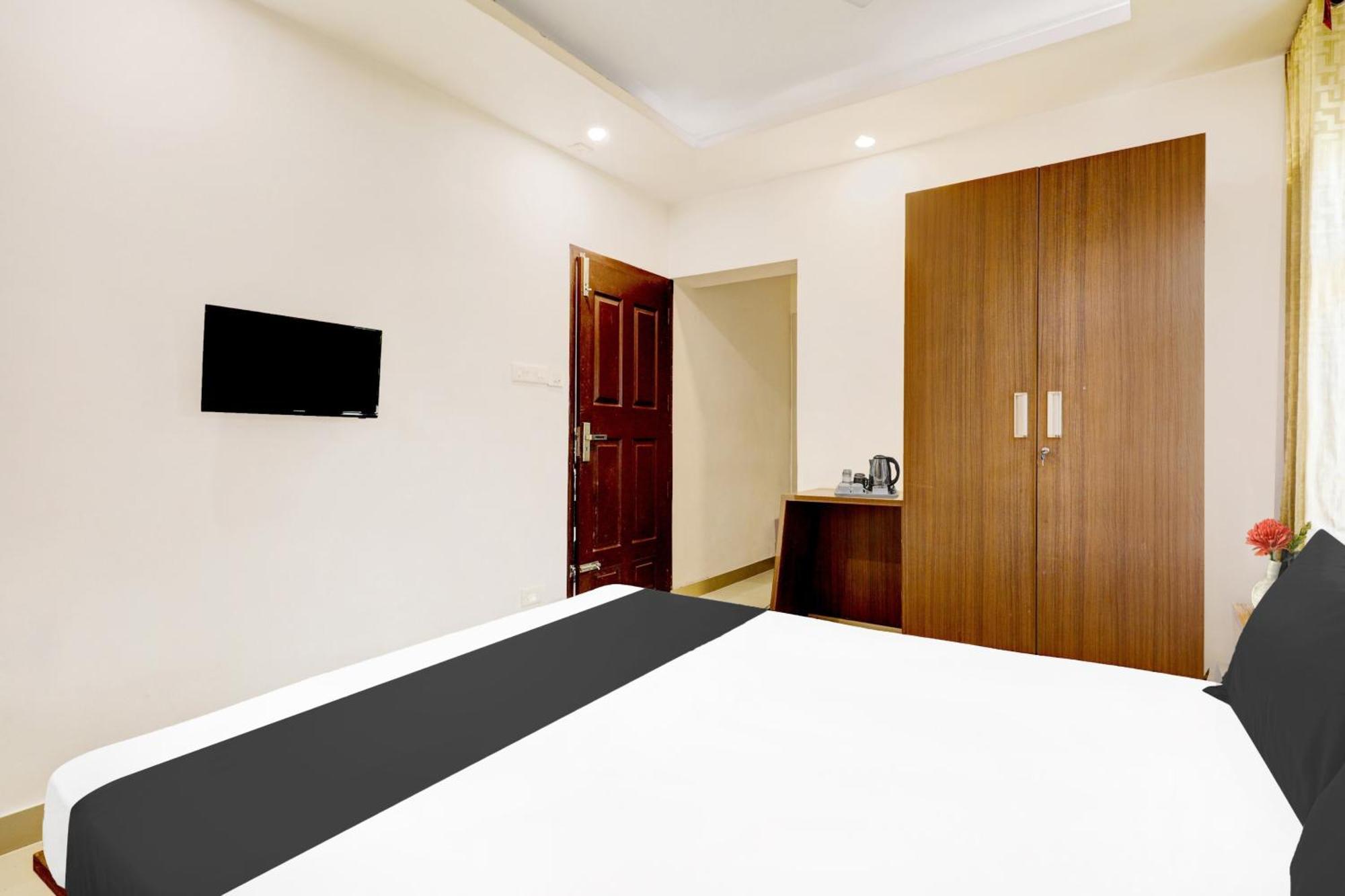 Super Hotel O Kazhakoottam Near Al Saj Convention Centre Kazhakuttam المظهر الخارجي الصورة